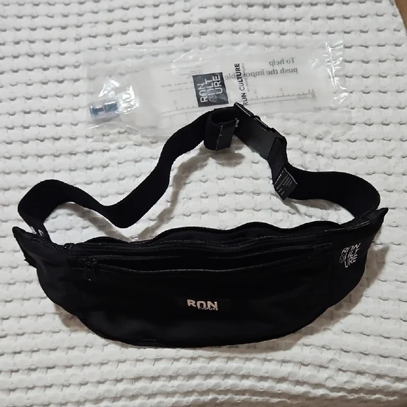 Run Culture Running Belt - Picture 1 of 5
